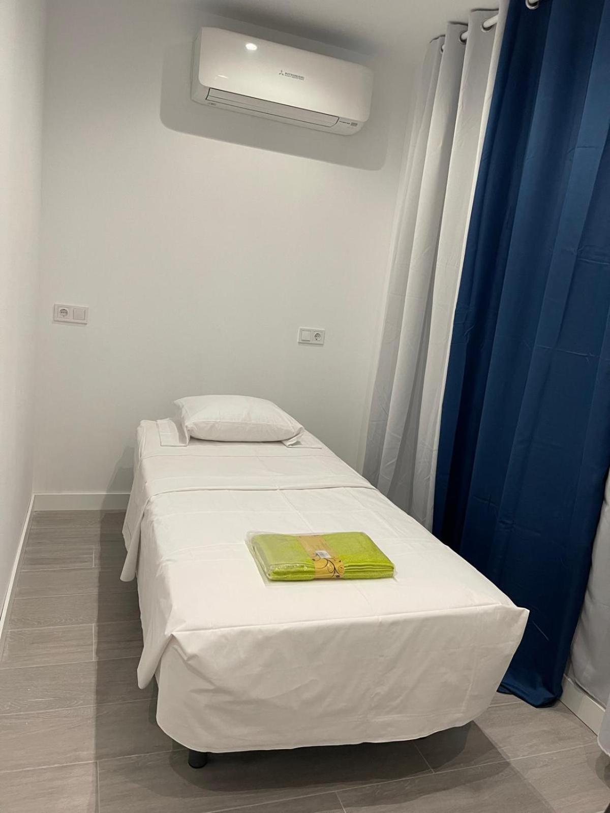 Estudios Nuevos Madrid Centro Екстериор снимка