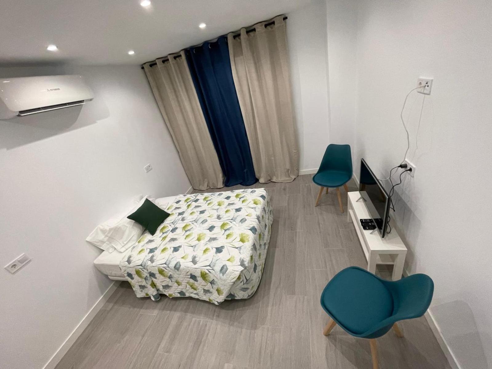 Estudios Nuevos Madrid Centro Екстериор снимка