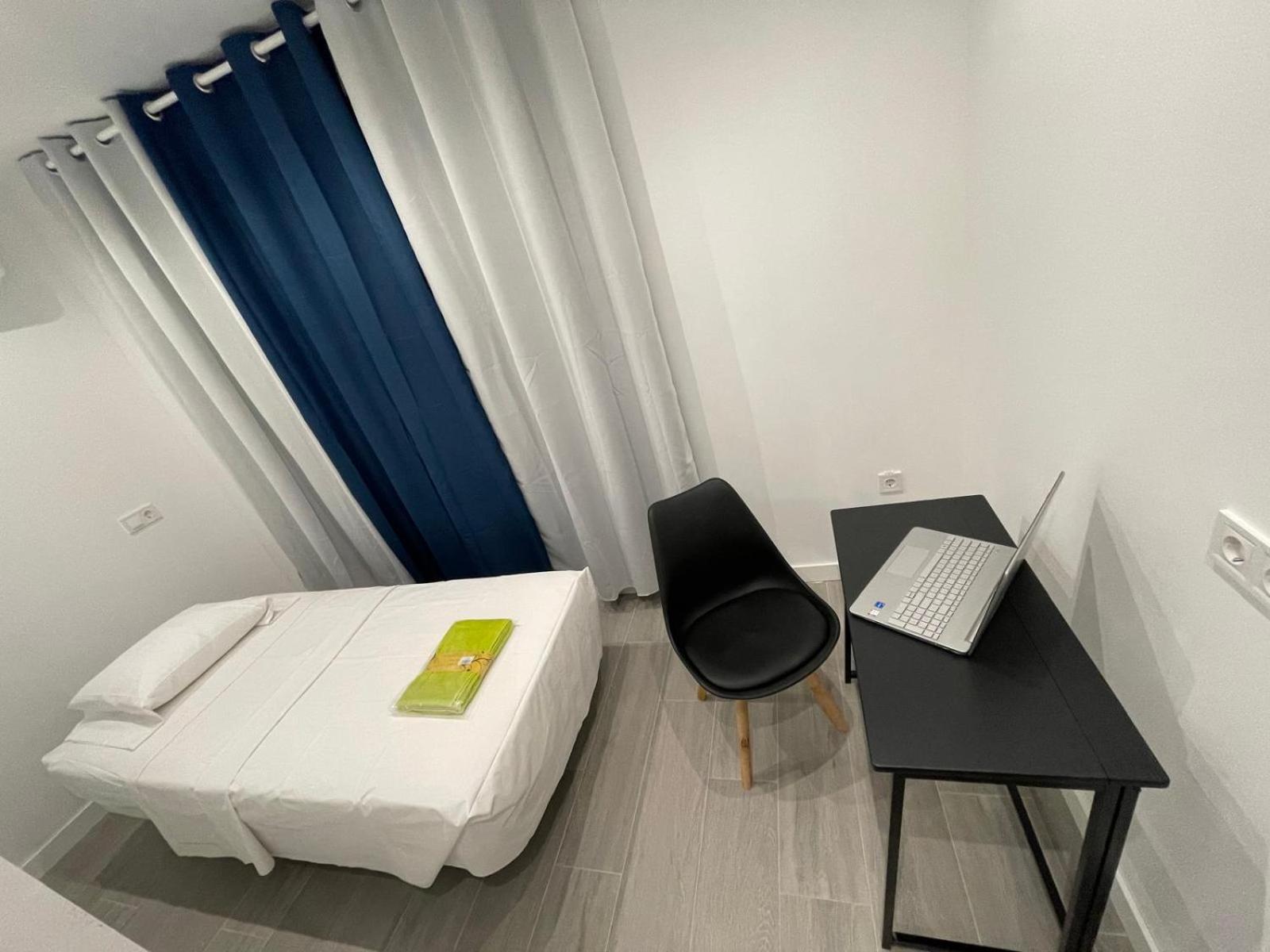 Estudios Nuevos Madrid Centro Екстериор снимка