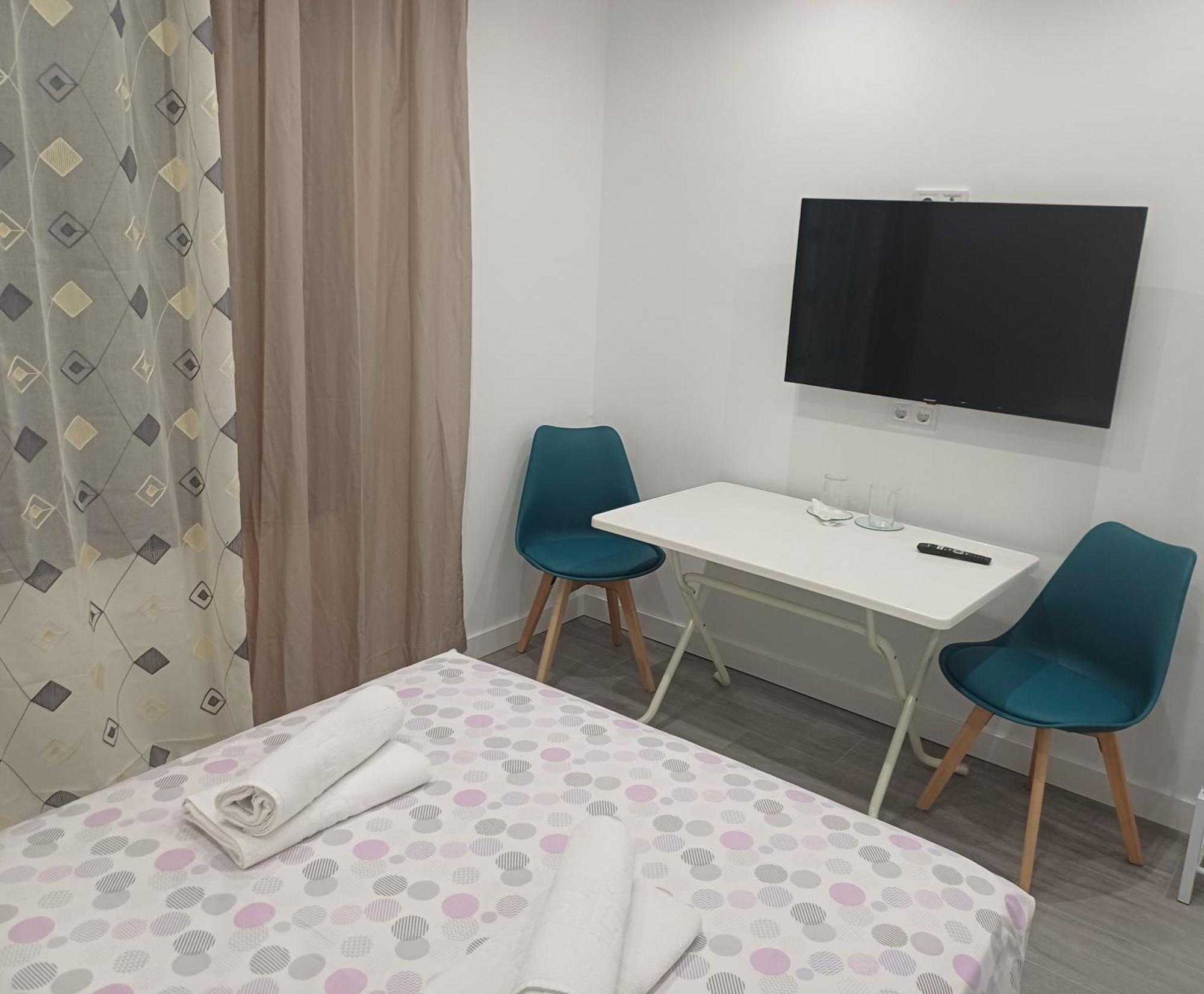 Estudios Nuevos Madrid Centro Екстериор снимка
