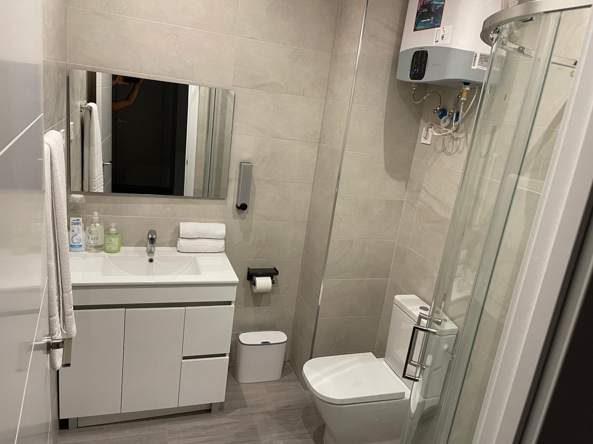 Estudios Nuevos Madrid Centro Екстериор снимка